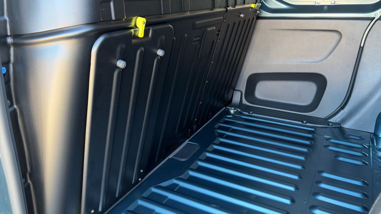 Vauxhall Combo Cargo Combo Diesel 1.5 Turbo D 100ps Prime Plus H1 Van